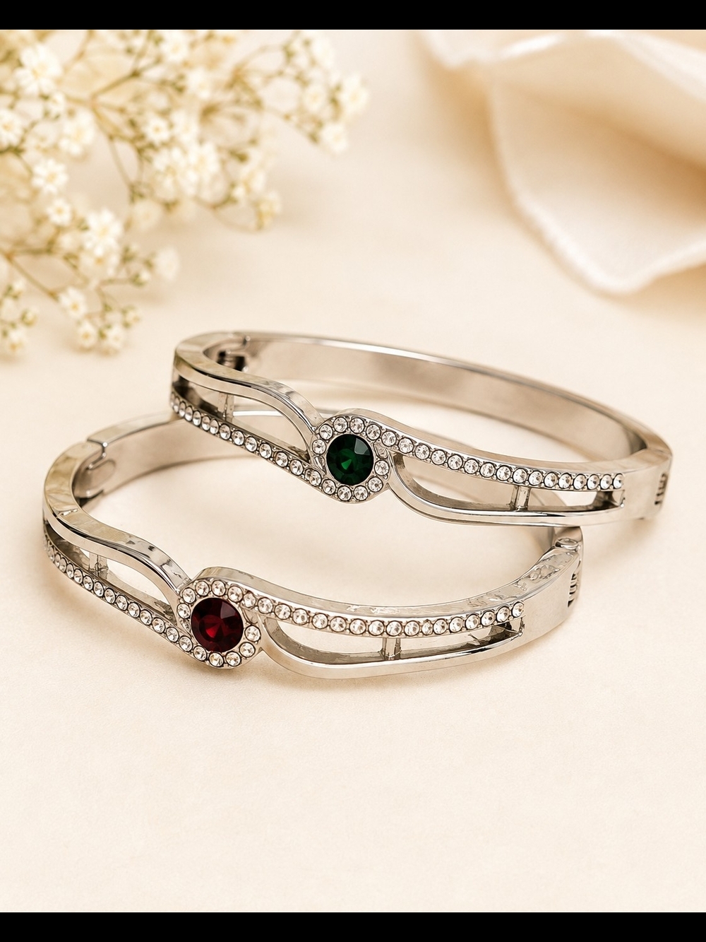 Silver Tone Red Green Rhinestone Hinged Bangle Bracelet Set